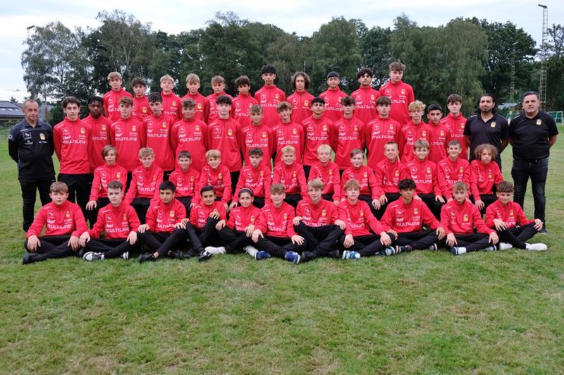 U15